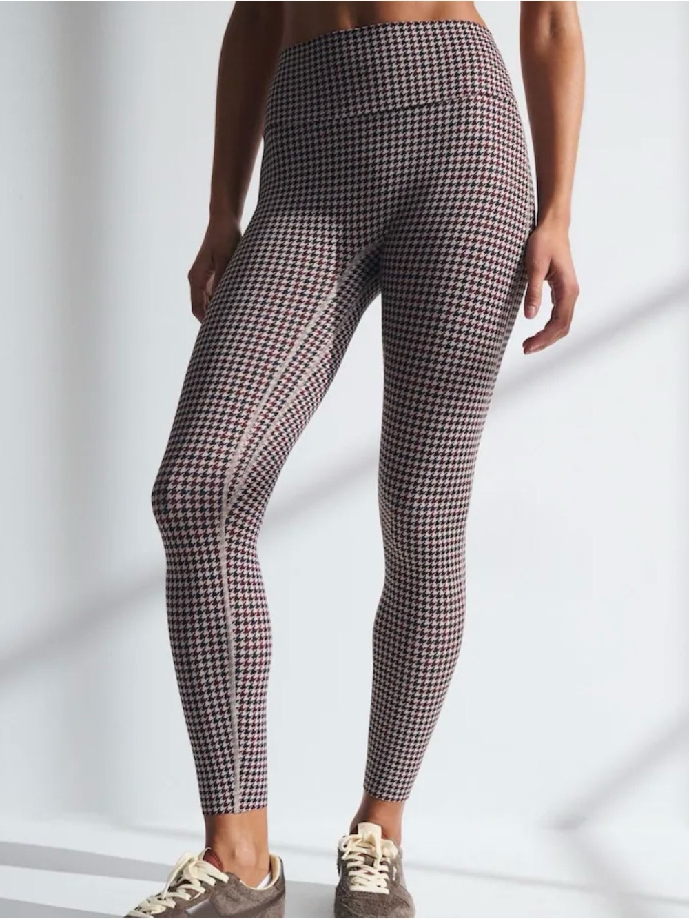 Houndstooth High-Rise Performance Leggings - M